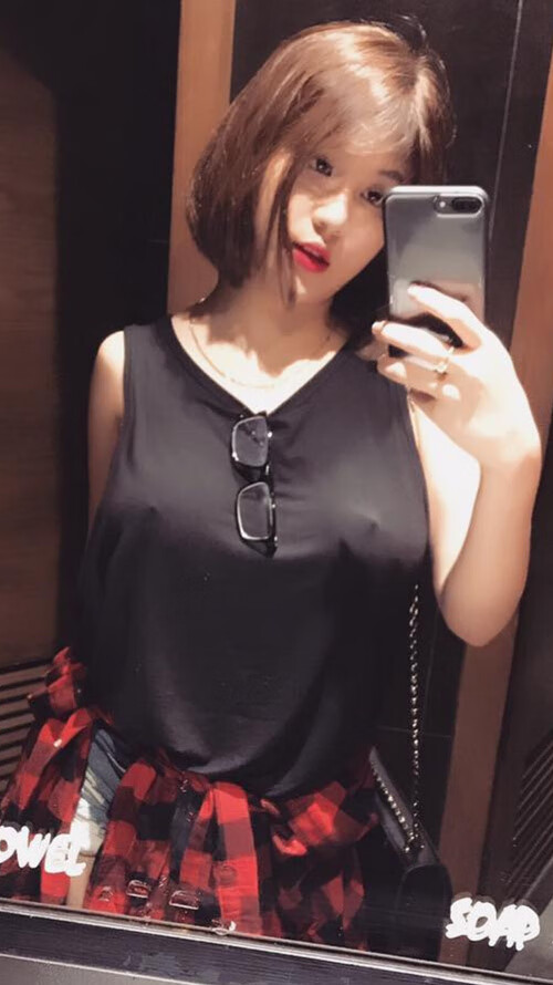 体育品牌赞助中国女篮加强赛事商业化合作空间，中国女篮同款