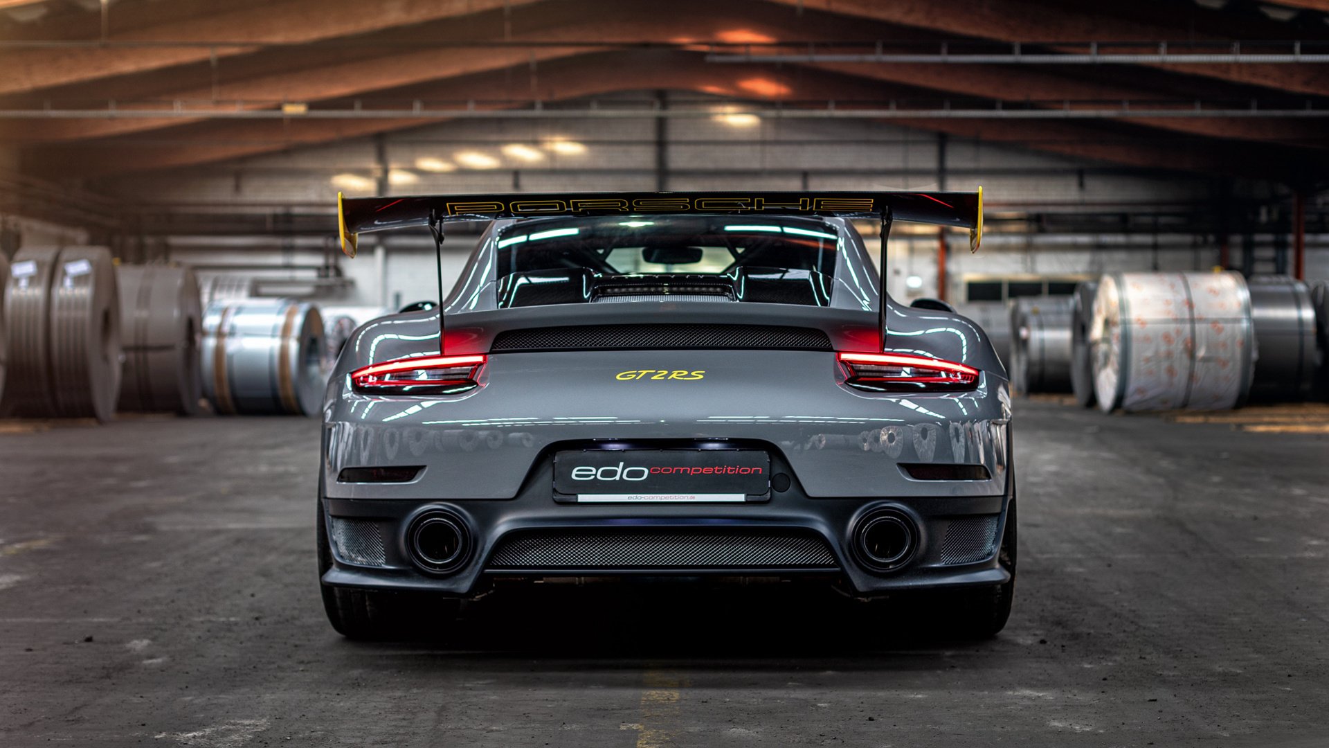 体育新闻中心激战全场实录